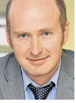 , zuständig für Weizenzüchtung an der Landessaatzuchtanstalt der Uni Hohenheim, ist als Wissenschaftler den Geheimnissen des Spelzweizens auf der Spur.