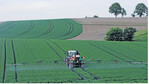 Die Produktion von gutem Saatgut bedingt einen intensiven Anbau. Doch angesichts der Diskussionen um den Pflanzenschutz fürchtet so mancher Vermehrer um die Qualität seiner Erzeugnisse.