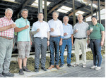 (v.l.) Meinrad und Christoph Stauber; Horst Wenk, LBV; Gerhard Glaser, LBV-Vizepräsident; Egon Braun und Xaver Kempter, KBV Allgäu-Oberschwaben sowie Christa Fuchs, Vizepräsidentin der Landfrauen Württemberg-Hohenzollern.