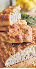 Focaccia passt gut zu Gegrilltem oder als Beilagenbrot zu Salaten.