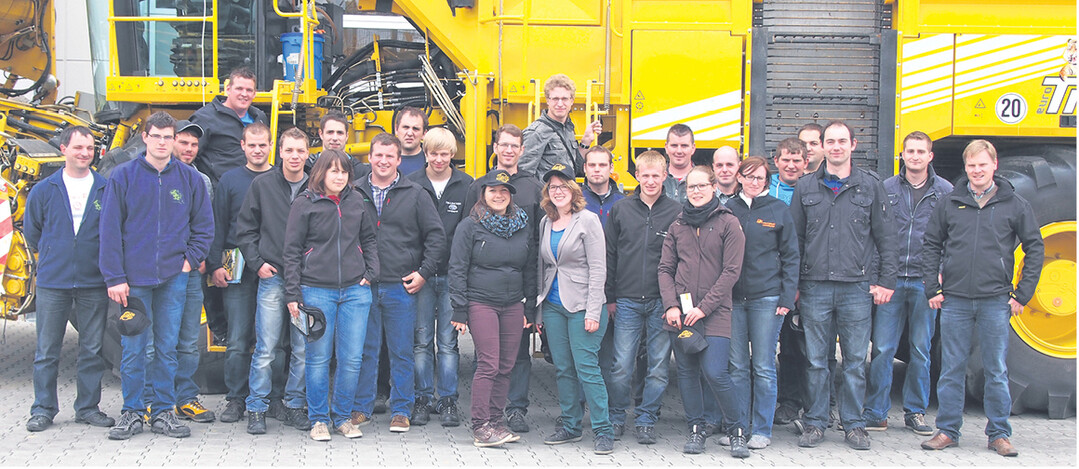 Die Agrarlehrfahrt der Landjugend Württemberg-Baden führte diesmal nach Bayern. Da durfte auch ein Besuch im Ropa-Werk nicht fehlen.