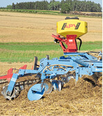 Die PS-Serie von APV umfasst Produkte mit unterschiedlichen Behältergrößen (120, 200, 300, 500, 800, 1200 und 1600 Liter), elektrischem oder hydraulischem Gebläse und Konzeptionen (Standard, Dünger und/oder Twin).