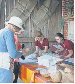 Das frisch gebackene Brot nach Familienrezept war der Renner auf dem Fest.