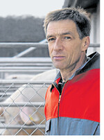 , Ferkelerzeuger in Laichingen (Alb-Donau-Kreis), hat in seinen Abferkelstall Freilaufbuchten der Firma Schauer eingebaut. Nach einer kurzen Phase mit Kinderkrankheiten der neuen Buchten konnte er an seine hohen Leistungen anschließen.