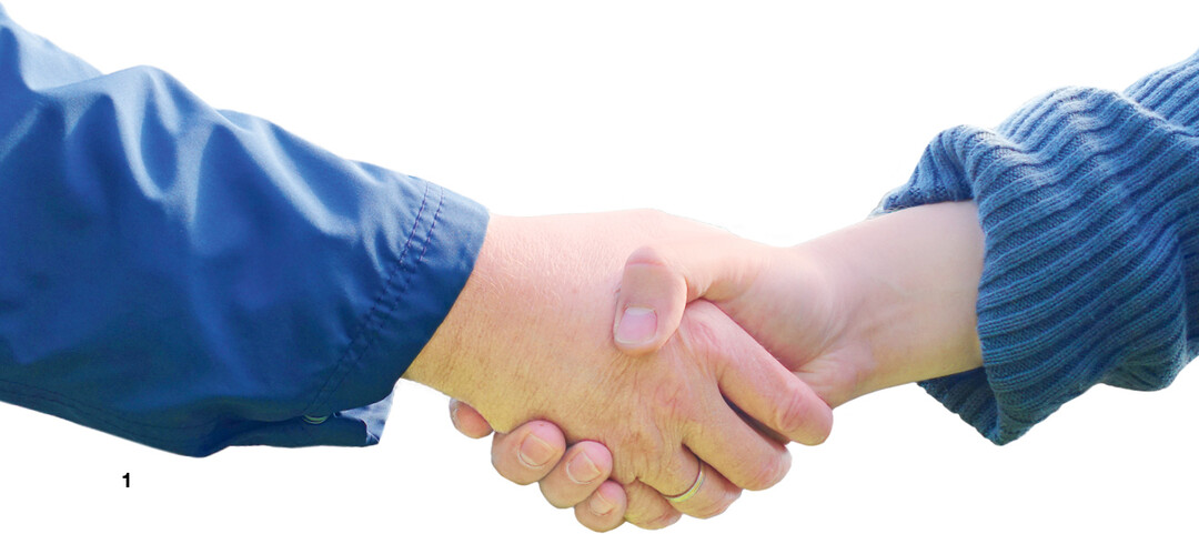 Vertrauensvoller Handschlag: Einvernehmliche Regelungen stärken auch die wirtschaftliche Kraft des Betriebes.