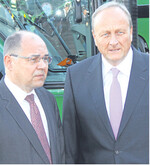 Intensiver Meinungsaustausch zwischen Bundeslandwirtschaftsminister Christian Schmidt (l.) und Präsident Joachim Rukwied.