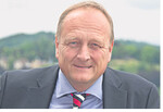 ist Präsident des Landesbauernverbandes (LBV) und des Deutschen Bauernverbandes (DBV). Er bewirtschaftet in Eberstadt (Landkreis Heilbronn) einen Ackerbaubetrieb mit Feldgemüse und Weinbau.