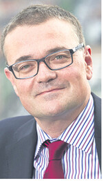 Hauptgeschäftsführer Peter Kolb: Die Schweinehaltung im Land steckt in der Krise. 22 Prozent der Sauenhalter beendeten 2011 bis 2013 diesen Produktionszweig. Die Fakten müssten jede Diskussion über weitere Produktionsvorgaben im Keim ersticken."