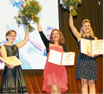 Die Unternehmerinnen des Jahres: (v. l.) Elisabeth Mair aus Günzenhausen in Bayern sowie die Baden-Württembergerinnen Andrea Göhring aus Rulfingen im Kreis Sigmaringen und Linda Kelly aus Herdwangen, ebenfalls Kreis Sigmaringen.