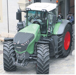 Das neue Flaggschiff der Vario-Schlepperreihe: Der Fendt 1050 mit 500 PS.