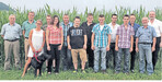 Die diesjährigen Absolventen der landwirtschaftlichen Berufsschule in Öhringen mit ihren Lehrern.