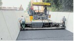 Asphalt als Bodenplatte braucht künftig einen zweilagigen Aufbau mit Trag- und Deckschicht aus säurefestem Asphalt.