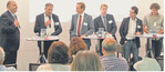 Die Diskussionsteilnehmer (v. l.): Volker Koch-Achelpöhler, IVA, LBV-Vizepräsident Gerhard Glaser, Moderator Christoph Plate von der Schwäbischen Zeitung, Mark Lohmann vom Bundesinstitut für Risikobewertung, Harald Ebner, Grüne und Matthias Strobl vom Nabu.