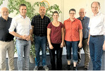 Die Teilnehmer am Informationsgespräch über Ferkelkastration (v. l.): Bürgermeister Hans Rieger, CDU-Generalsekretär Manuel Hagel (MdL), die Tierärzte Dr. Stefan Birk, Dr. Monika Bantle und Daniela Braun, Schweinezüchter Alfred Seitz sowie Hans-Benno Wichert. Präsident des Schweinezuchtverbandes und LBV-Vizepräsident.
