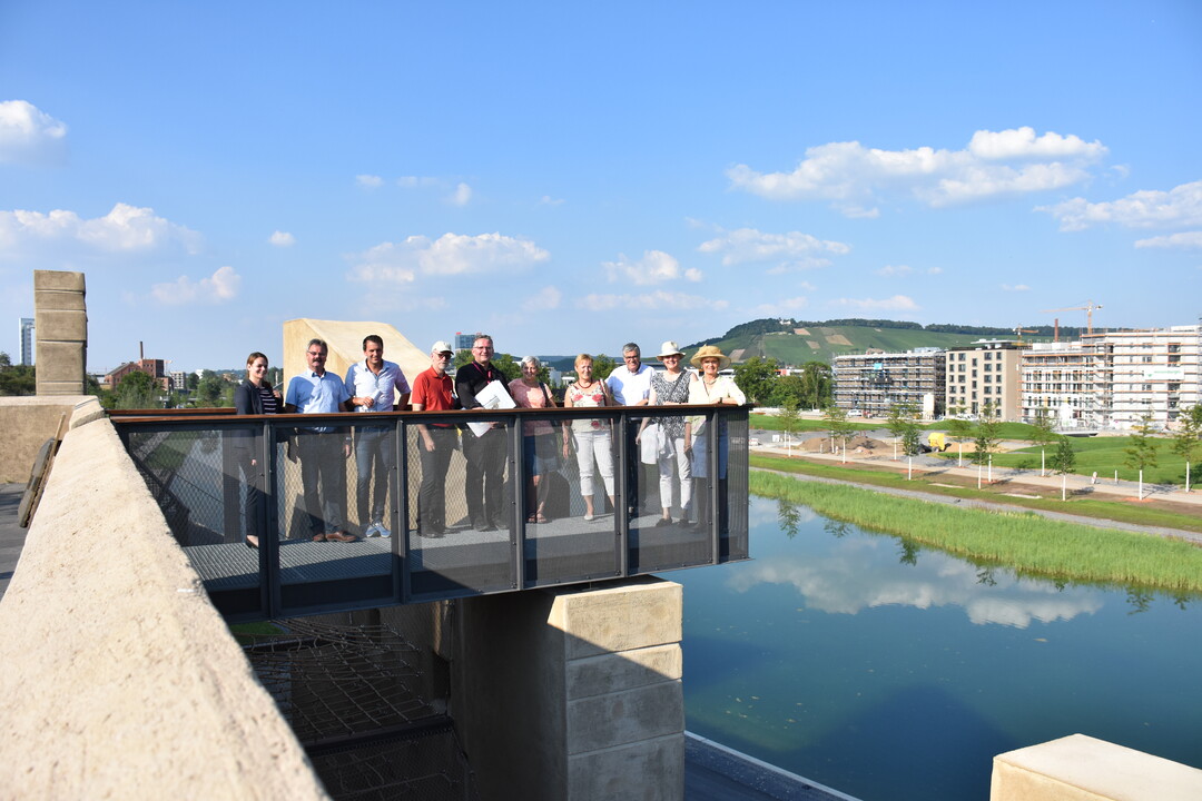 v. l. n. r,: Simone Kretz (LTZ), Helmut Eberle (1. Stellv.  Vorsitzender Kreisbauernverband Heilbronn-Ludwigsburg), Stefan Kerner (2. Stellv.  Vorsitzender Kreisbauernverband Heilbronn-Ludwigsburg), Dr. Michael Glas (LTZ), Oliver Toellner (BUGA), Brigitte Krummlauf (Vorsitzende des Kreislandfrauenverbandes Heilbronn), Marie-Luise Linckh (Prsidentin des LandFrauenverbandes Wrttemberg-Baden), Hanspeter Faas (BUGA), Juliane Vees (Prsidentin des LandFrauenverbandes Wrttemberg-Hohenzollern), Friedlinde Gurr-Hirsch (Staatssekretrin im baden-wrttembergischen Ministerium fr Lndlichen Raum und Verbraucherschutz)