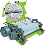 Walzenelemente mit Sägezahnprofil und umlaufender Spiralnut sorgen für die gewünschten Shredlage-Effekte.