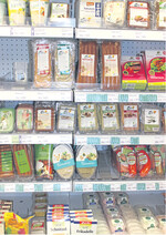 Vegetarische Lebensmittel: Von Tofu-Wiener und vegetarischer Fleischwurst über Lupinen-Geschnetzeltes bis hin zu Schnitzel und Frikadelle reicht die Auswahl an Fleischimitaten