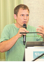 Matthias Schott von der gleichnamigen Baumschule Schott am Kaiserstuhl berichtet von seinen Erfahrungen mit der Nachzucht und Kultur von Walnussbäumen.