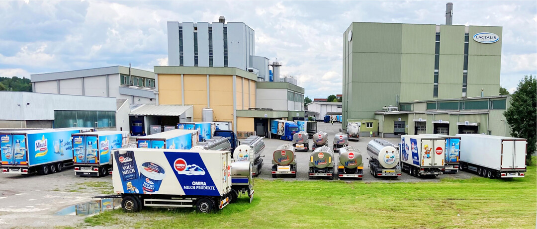 Blick auf das Ravensburger Werk von Lactalis: Im Einzugsgebiet Ravensburg sitzen laut Geschäftsbericht der Omira Oberland-Milchverwertung GmbH 1077 Lieferanten, im Gebiet Neuburg sind es 385 Betriebe. Insgesamt wurden 2020 rund 570 Mio. kg Rohmilch erzeugt.
