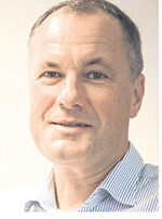 , Geschäftsführer von Familie & Betrieb. Generationskonflikte und Eheprobleme blockieren die gegenseitige Wahrnehmung und Wertschätzung. Selbst bei wirtschaftlich erfolgreicher Betriebsführung bleibt dann die Lebenszufriedenheit in den Familien auf der Strecke. Familienberatung bietet Hilfe.