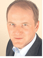 ist Vorsitzender des Arbeitgeberverbandes für Land- und Forstwirtschaft in Baden-Württemberg und Vizepräsident des Landesbauernverbandes.