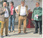 Begrüßung durch (v. l.) Andreas Kindler, Sabine Drüppel, Geschäftsführerin KBV Böblingen, Bodo Sigloch, Jochen Sokolowski