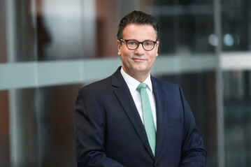 Minister Peter Hauk