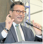 Baden-Württembergs Landwirtschaftsminister Peter Hauk stärkte mit seiner Rede in Ravensburg den Bauern den Rücken.