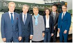 Partner des Historischen Volksfestes (v. l.): Brauchtums-Experte Wulf Wager, in.Stuttgart-Geschäftsführer Andreas Kroll, Staatssekretärin Friedlinde Gurr-Hirsch, Alexandra Süß vom Mercedes-Benz Museum, LBV-Hauptgeschäftsführer Peter Kolb und Erster Bürgermeister Stuttgarts Michael Föll