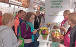Am Stand in Halle 1 informierten sich Besucherinnen und Besucher über die Angebotes des Landfrauenverbandes in den Orts- und Kreisverbänden.