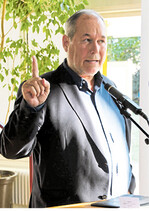 Otto Geisel, Leiter des Instituts für Lebensmittelkultur in München, sprach auf der Podiumsdiskussion über den verantwortungsvollen Umgang mit Lebensmitteln.