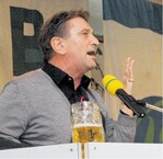 Für Baden-Württembergs Sozialminister Manfred Lucha ist die Muswiese ein Ort, der uns zeigt, dass Heimat in der Vergangenheit gründet, in die Zukunft weist und uns alle gemeinsam stark macht".