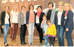 Die Akteure im Grünen Pfad beim Tag der Landfrau (v. l.): Landfrauen-Geschäftsführerin Sabine Schmidt, Unternehmerinnen Linda Kelly, Edeltraud Hofer und Claudia Keppler, Vizepräsidentin Christa Fuchs, Carolin Dietz von den jungen Landfrauen im Zollernalbkreis mit ihren Töchtern Ida und Carla, Vizepräsidentin Renate Benne und Bildungsreferentin Sigrid Römer-Pfeiffer.