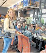 Gudrun Sinz informierte über Lederherstellung und -verwendung.