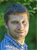 Vor 30 Jahren schlossen sich Bioland-Landwirte zur regionalen Bioland Erzeuger-Gemeinschaft Rebio mit Sitz in Rottenburg zusammen. Damals fehlte es an Vermarktungsstrukturen für Bioprodukte. Heute vermarktet die Rebio von über 600 Höfen hauptsächlich Druschfrüchte, Zuckerrüben, Schweine und Rinder. Zum Jubiläum beantwortet Geschäftsführer Daniel Schloz unsere Fragen.