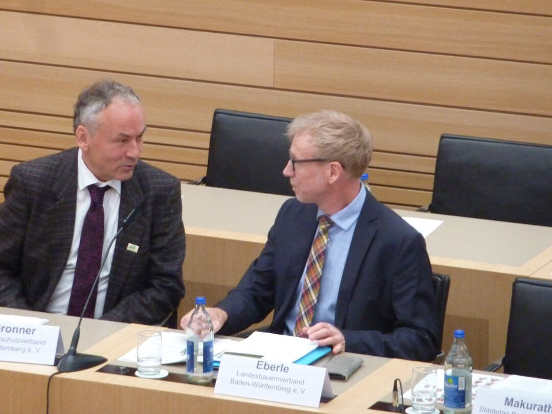 Bndnissprecher Gerhard Bronner, Vorsitzender des Landesnaturschutzverband (.), und Marco Eberle, Hauptgeschftsfhrer des Landesbauernverband in Baden-Wrttemberg.  