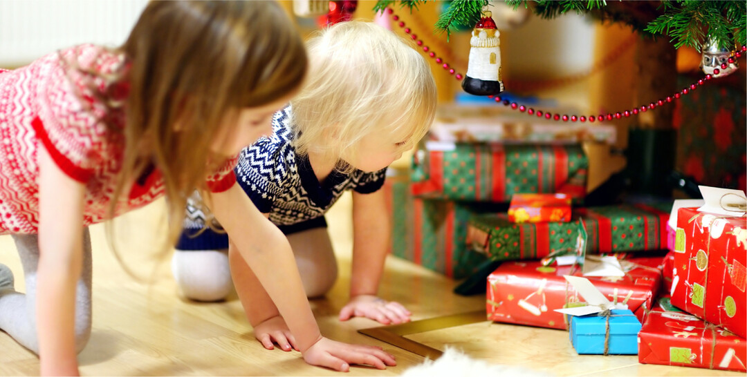 Bei den Geschenken sollte eine gute Auswahl getroffen werden. Kinder sollten nicht überfrachtet werden.