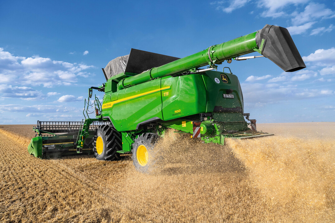 John Deere stellt die Schttler-Mhdrescher T5 und T6 mit acht neuen Modellen vor. 