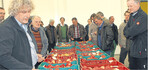 Eine Fülle von Sorten gab es bei der Verkostung am KOB zu testen. Bei der Suche nach Neuheiten für den Öko-Obstbau hat neben der Resistenz gegen Pilzerkrankungen trotz allem der Geschmack oberste Priorität.