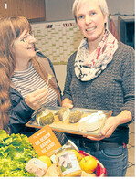 Anbieterin und Kundin regionaler Kost: Karin Zimmermann (r.) und Anette Nüßle