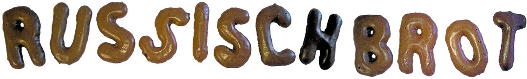 Das trockene Gebäck „Russisch Brot" stammt vermutlich aus Sankt Petersburg. In Deutschland wurde es vom Dresdener Bäcker Ferdinand F. W. Hanke 1845 erstmals gebacken. Kinder lieben die Buchstaben auch heute noch zum Wörter legen und zum Knabbern.