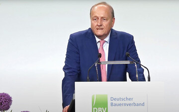 Joachim Rukwied, Prsident des Deutschen Bauernverbandes (DBV), spricht beim Deutschen Bauerntag in Cottbus. 