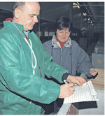 Der Tierarzt kann mit den Mitteilungen an die Antibiotikadatenbank beauftragt werden.