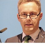 Landesforstpräsident Max Reger versprach eine flächendeckende Betreuung im Privatwald auch nach der Umorganisation der Forstverwaltung.