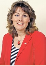 Juliane Vees, Landfrauenpräsidentin
