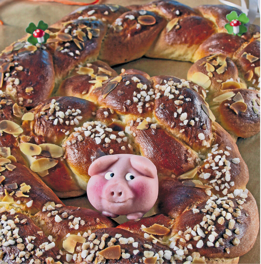 bild der woche Zu Neujahr gilt die Brezel als Glücks- und Liebesbringer. In Süddeutschland wurde sie einem Mädchen als Zeichen der Zuneigung geschenkt und Kinder bekamen am Neujahrsmorgen von ihren Paten ein extra großes Exemplar. Alltägliches, Wissenswertes und manch Kurioses hat Irene Krauß in „Das große Buch des Brezel" zusammengetragen. Jetzt erschienen im Silberburg-Verlag, Tübingen.
