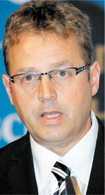 Dr. Albert Hortmann-Scholten leitet den Fachbereich Betriebswirtschaft, Markt, Unternehmensberatung, Familie und Betrieb, Sozioökonomische Beratung an der Landwirtschaftskammer Niedersachsen.