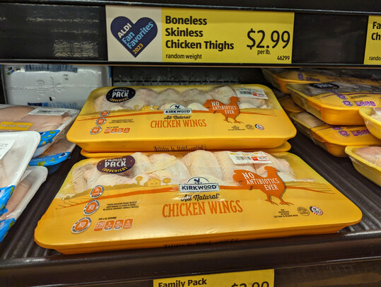 Die Zahl schwerer Salmonelleninfektionen, bedingt durch den Verzehr von Geflgelfleisch, bewegt sich in den USA jhrlich im sechsstelligen Bereich. 