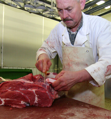 Das Gebot der Stunde: Schweinefleisch so erzeugen, dass das Klima nicht bermig strapaziert wird. Dieses Fleisch kann man mit gutem Gewissen essen.