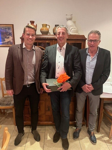 Geschftsfhrerwechsel im Bren in Welschingen, v. l.: Dr. Richard Volz, Stefan Hodapp und Heinrich Hack.